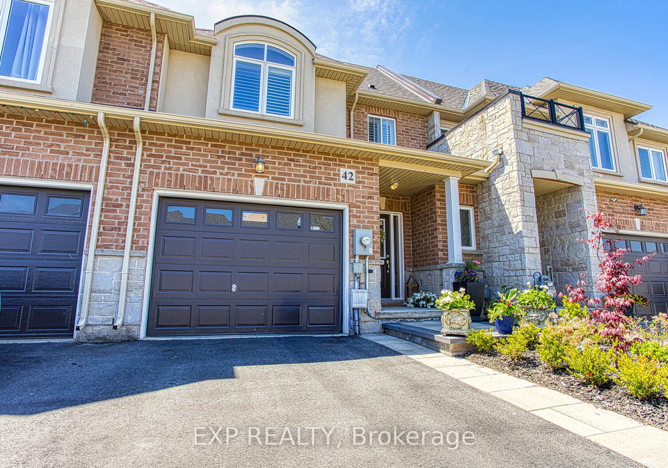 42-pinot-crescent-hamilton-ontario-x12293823