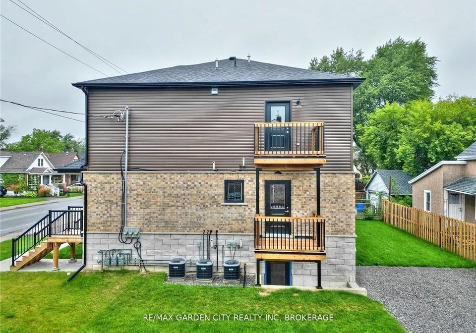 27niagara-street-welland-ontario-x12293824