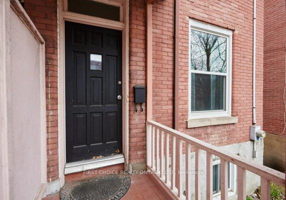 349-chapel-street-ottawa-ontario-x12293921