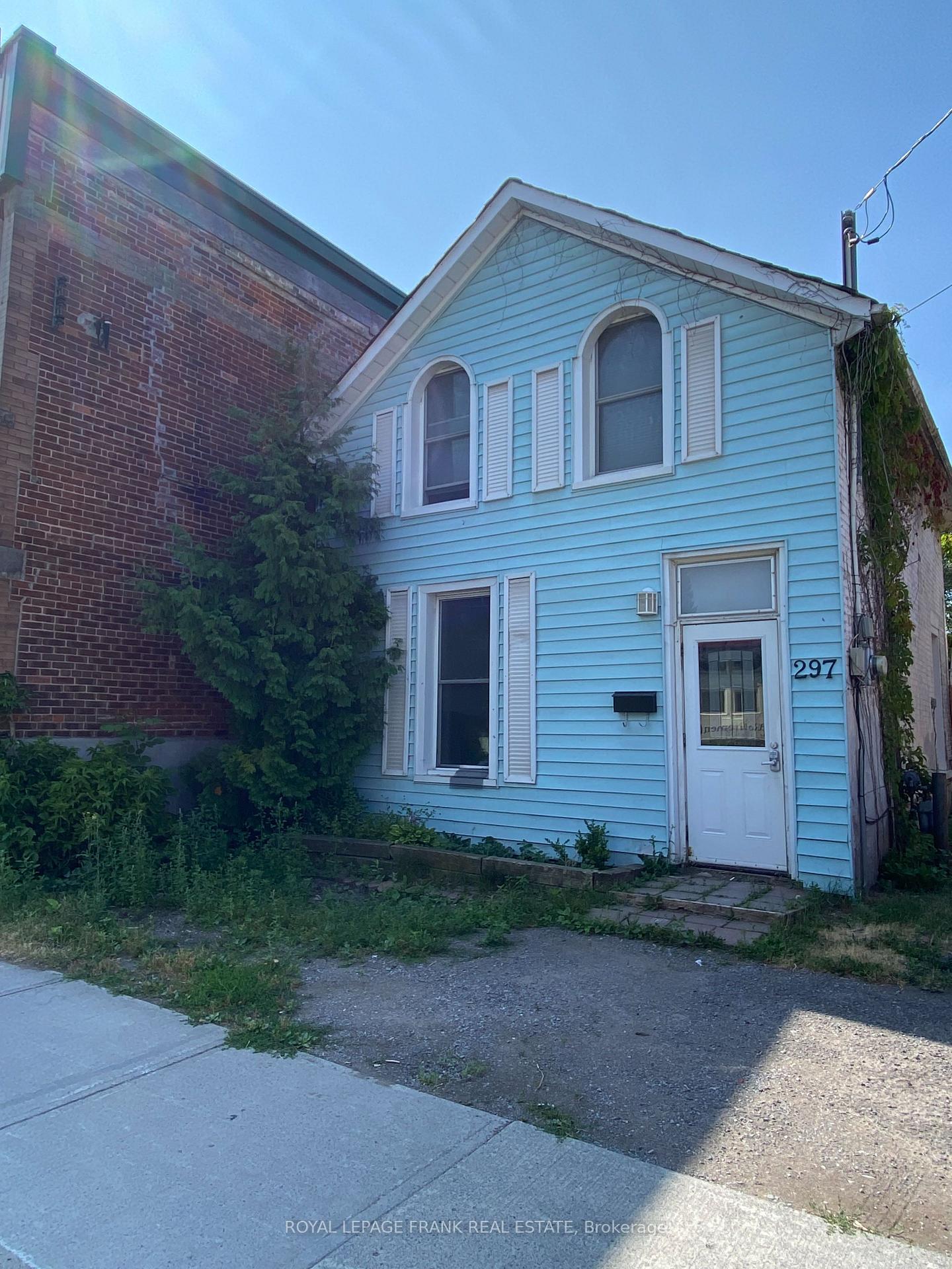 297-sherbrooke-street-peterborough-central-ontario-x12293971