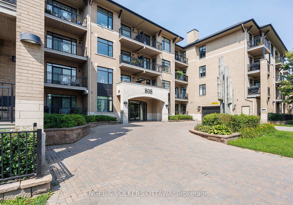 808-bronson-avenue-ottawa-ontario-x12294123