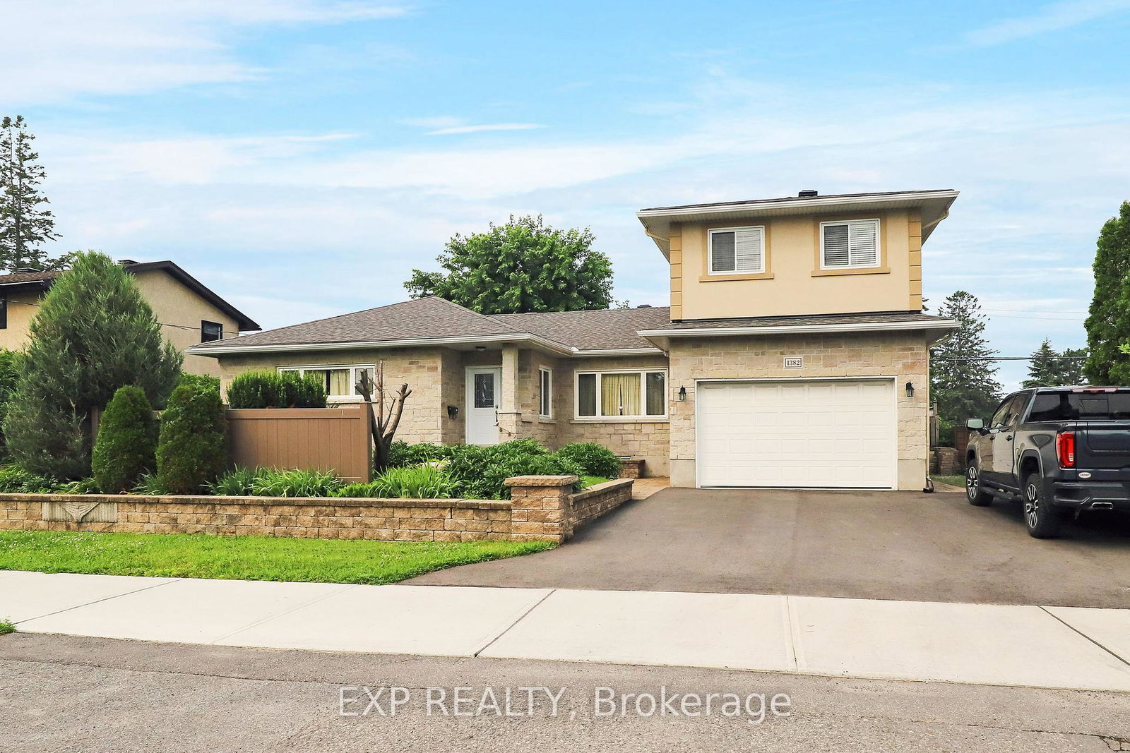 1382-fisher-avenue-ottawa-ontario-x12294132