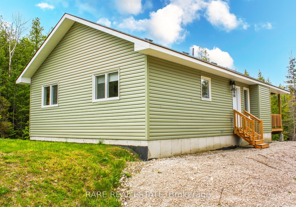 6-pike-street-northern-bruce-peninsula-ontario-x12294222
