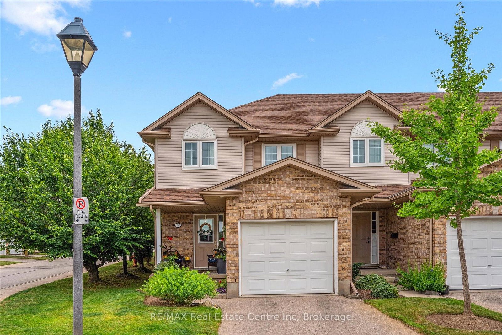 31-schroder-crescent-guelph-ontario-x12294412