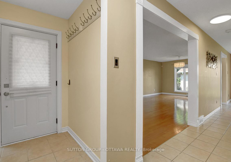 12-pickwick-drive-ottawa-ontario-x12294539
