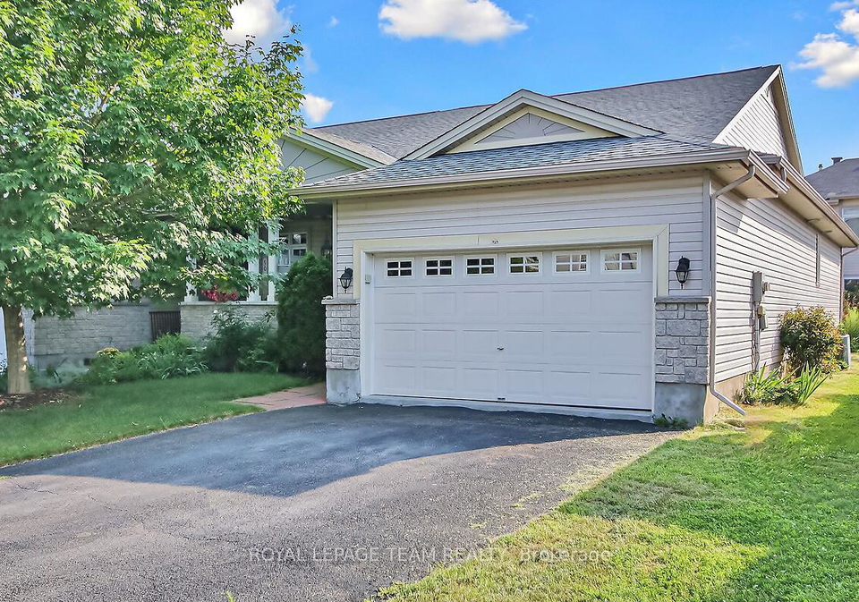 48-village-walk-ottawa-ontario-x12294886