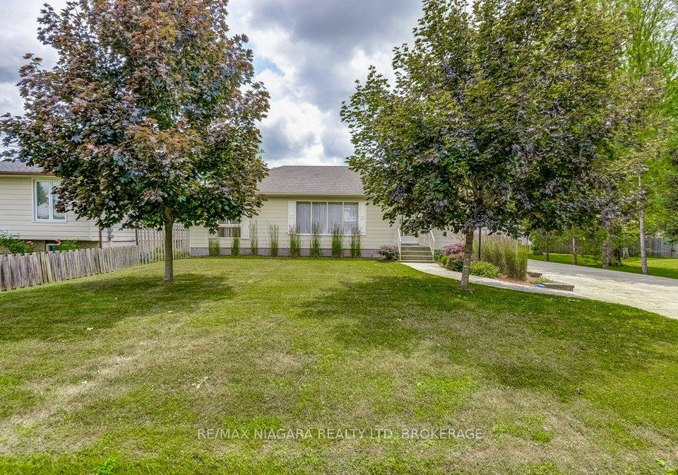 98-merritt-parkway-port-colborne-ontario-x12294991