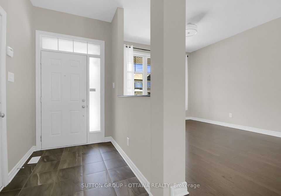809-carnelian-crescent-ottawa-ontario-x12295068