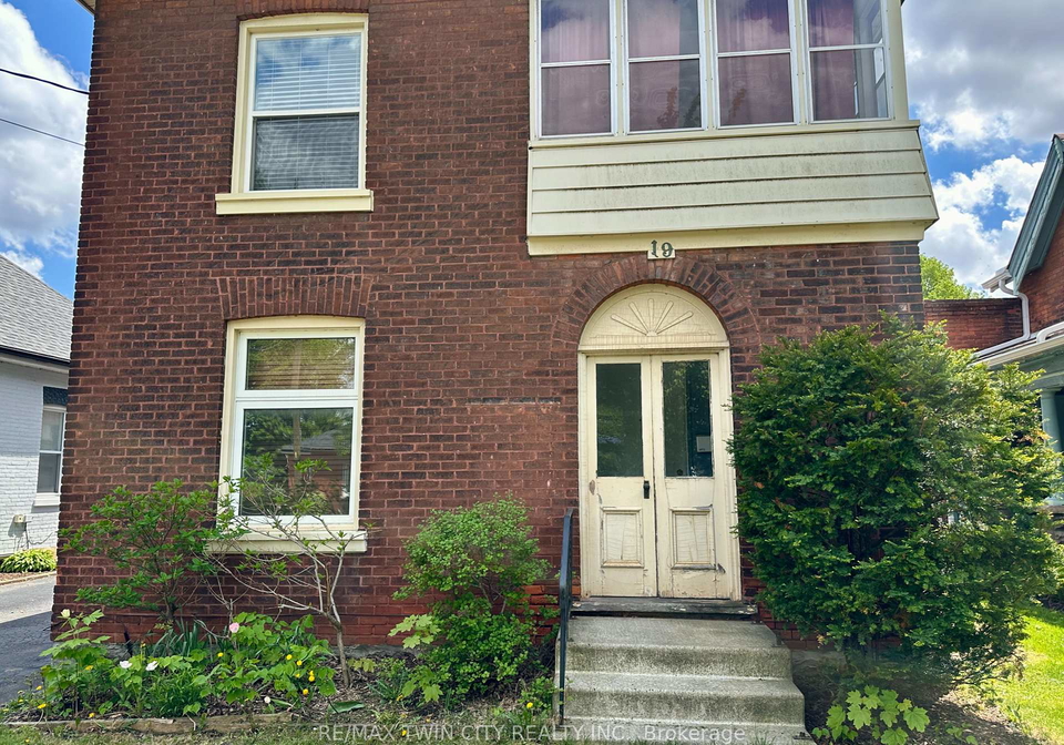 19-brighton-avenue-brant-ontario-x12295284