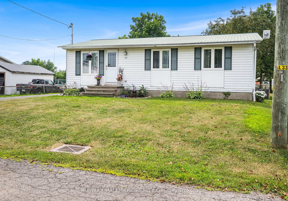 42-harper-street-north-dundas-ontario-x12295311