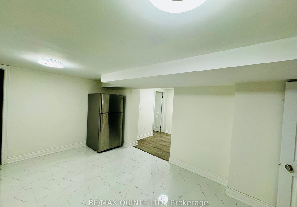 23-village-drive-belleville-ontario-x12295761