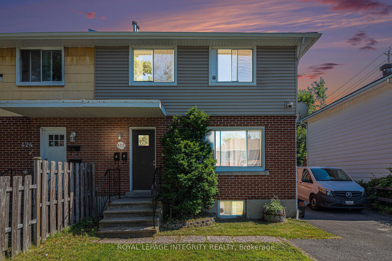 422-queen-mary-street-ottawa-ontario-x12296198