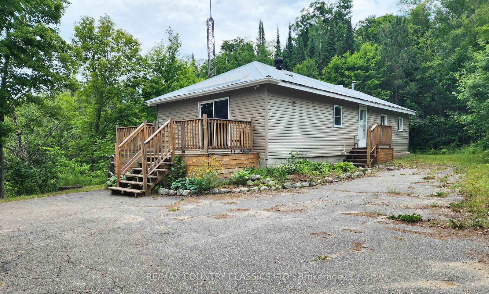 9-pritchard-road-hastings-highlands-ontario-x12296252