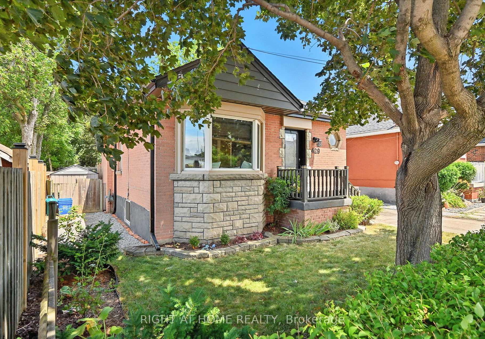 429-fennell-avenue-e-e-hamilton-ontario-x12296364