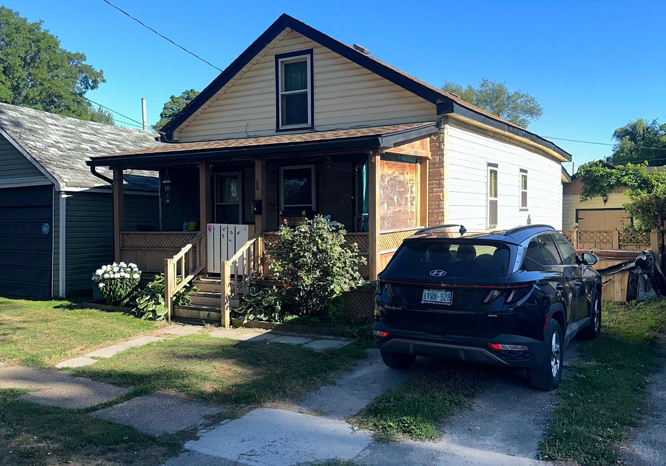17-kinnear-street-port-colborne-ontario-x12296556
