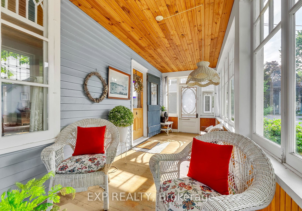 301-noxon-avenue-prince-edward-county-ontario-x12296832