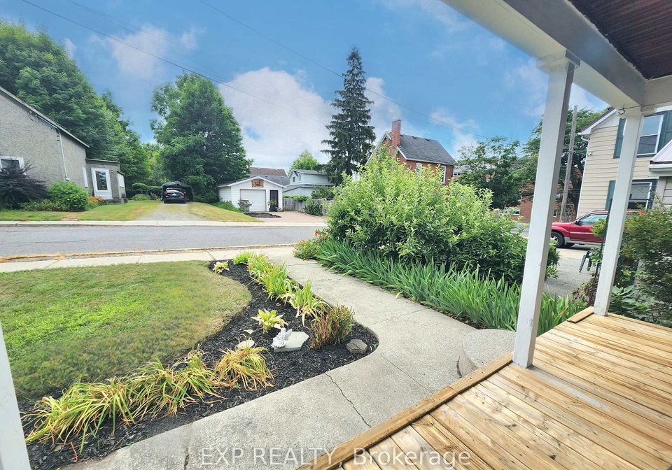 19-hill-street-brockville-ontario-x12297034