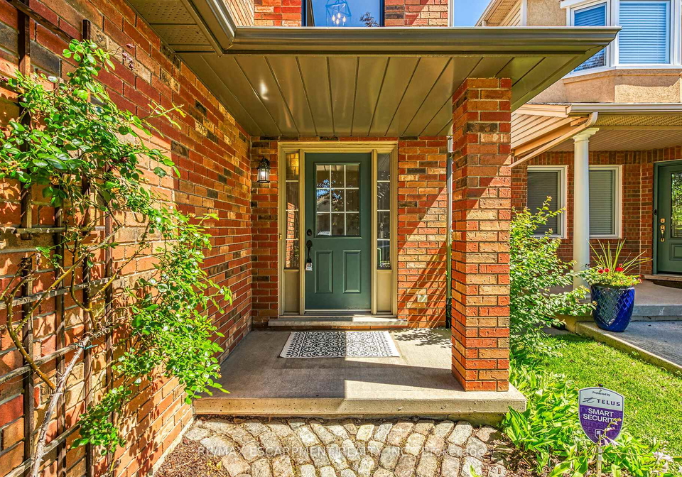 239-hepburn-crescent-hamilton-ontario-x12297138