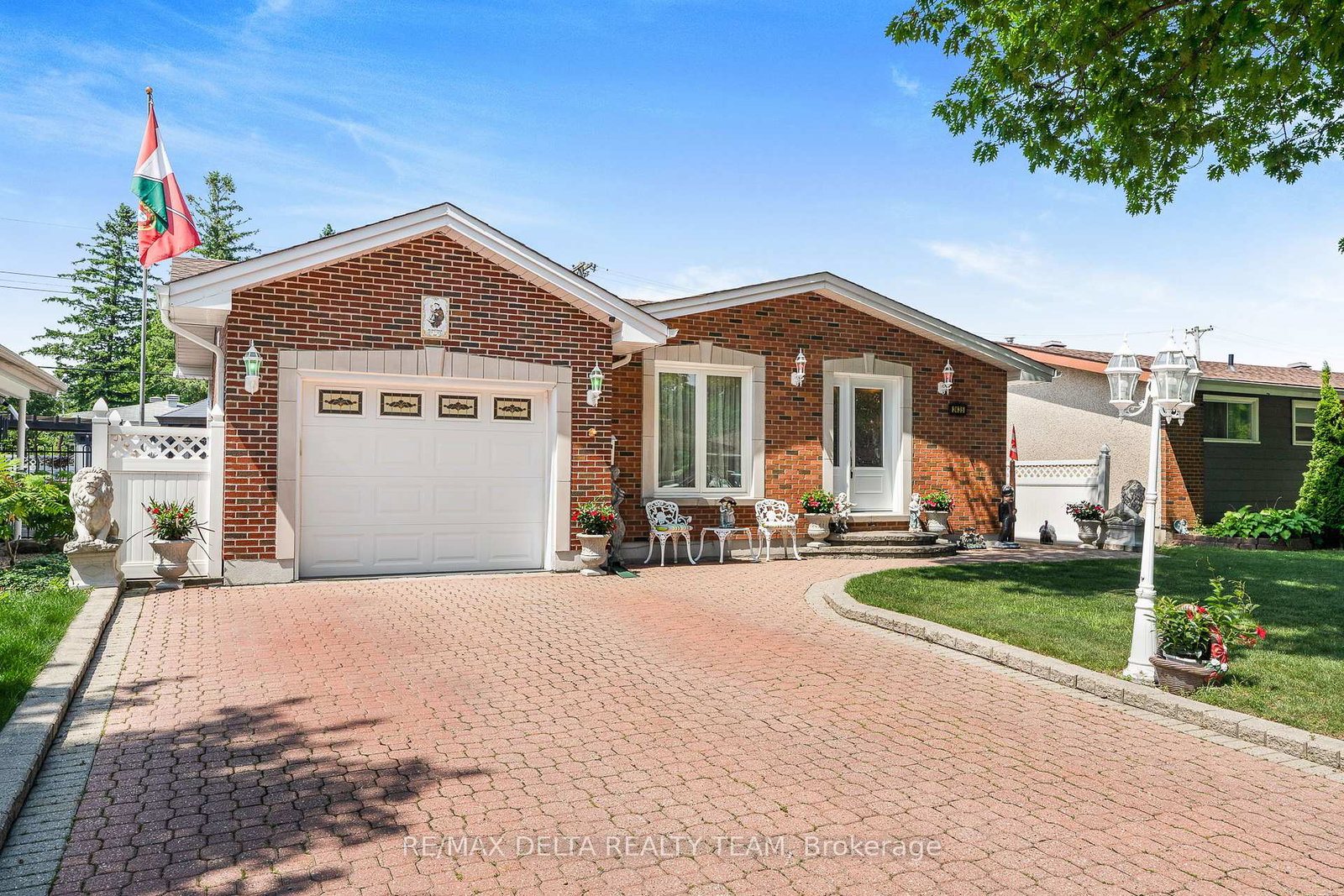 2435-heaton-avenue-ottawa-ontario-x12297295