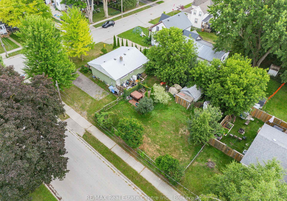585-richmond-avenue-n-n-north-perth-ontario-x12297341