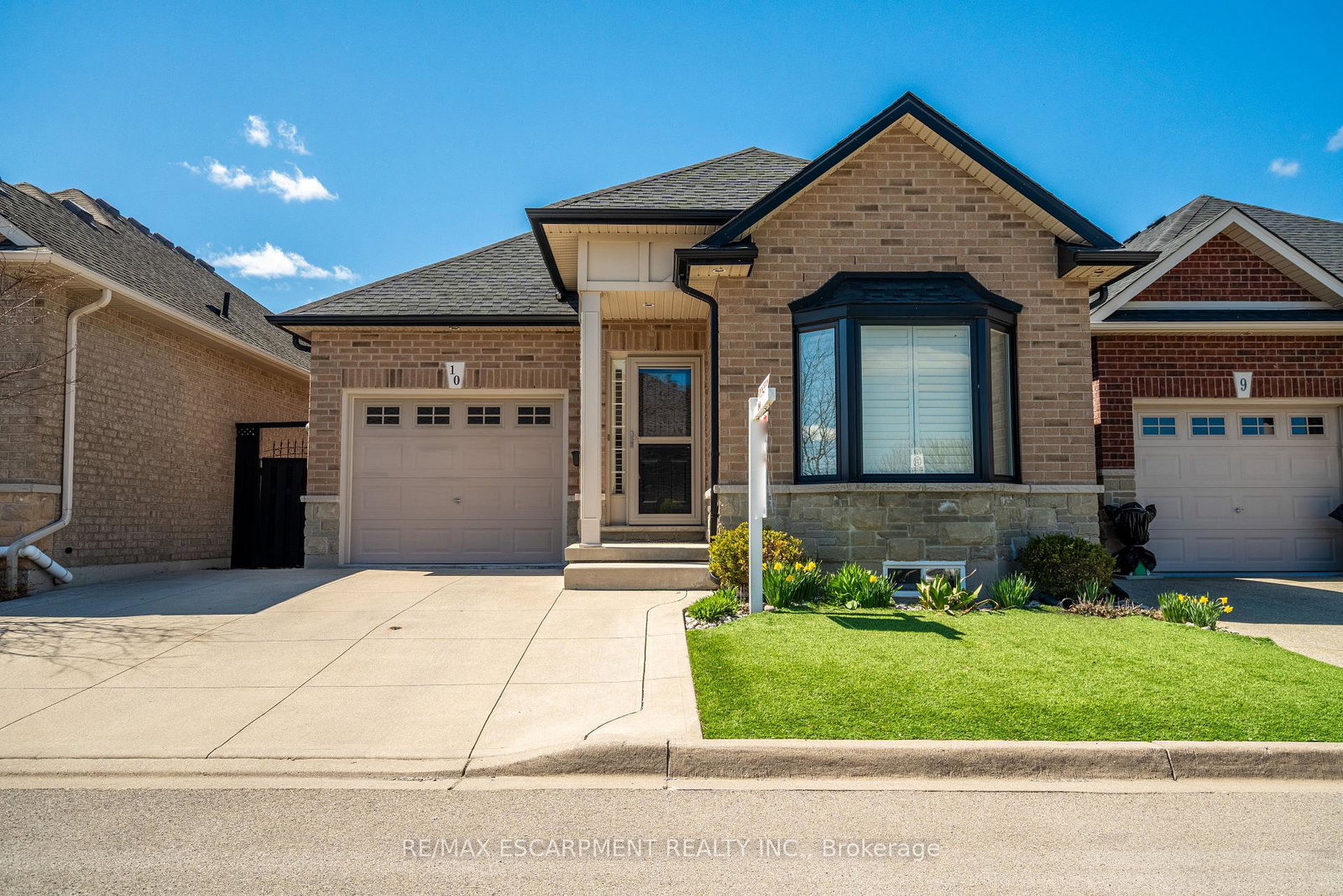 greenbrook-drive-hamilton-ontario-x12297429
