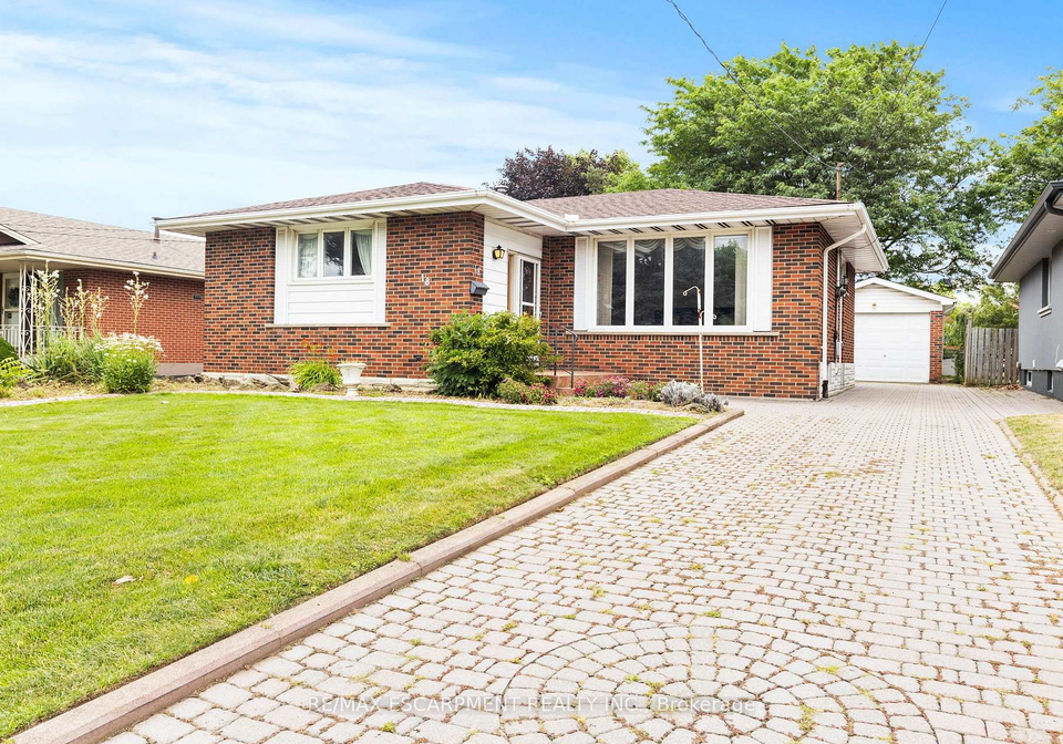 18-owen-place-hamilton-ontario-x12297477