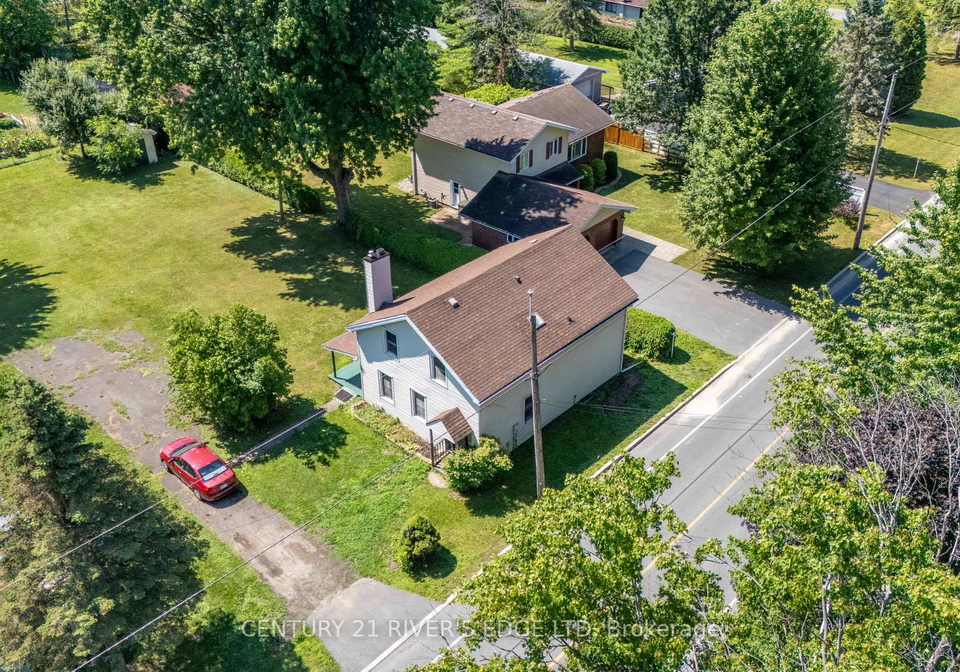 12084-lakeshore-drive-south-dundas-ontario-x12297504