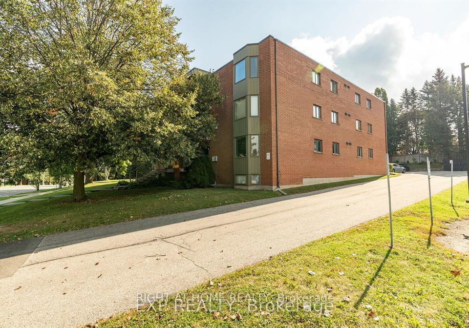 401-erb-street-w-w-waterloo-ontario-x12297649