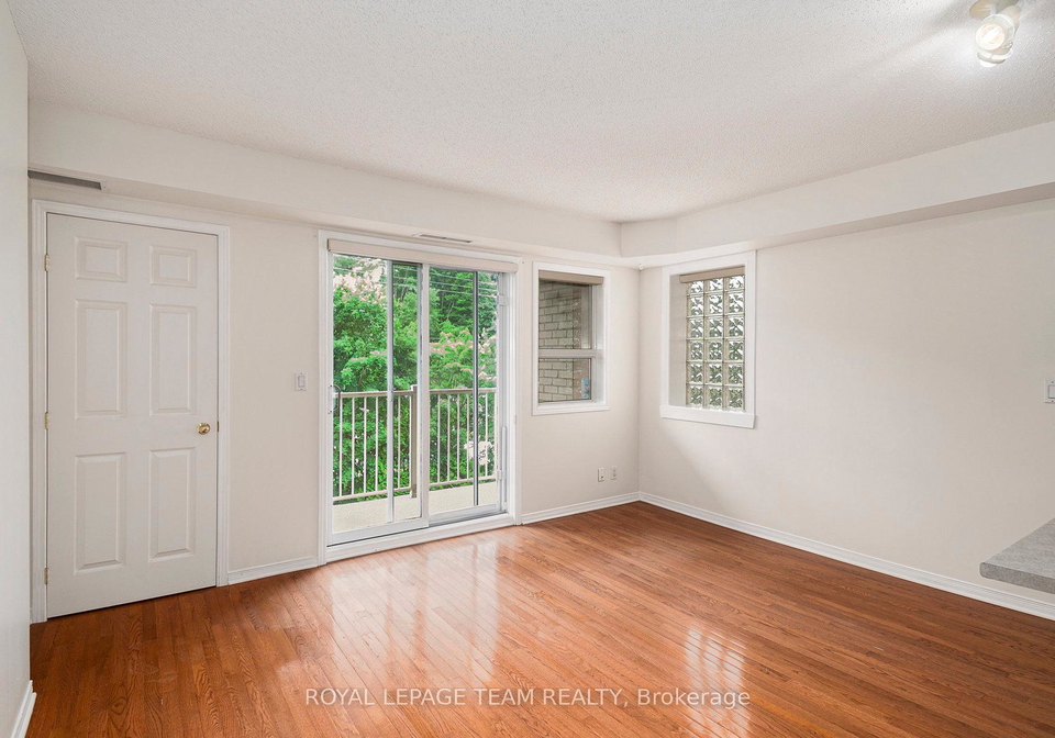 320-centrum-boulevard-ottawa-ontario-x12297767