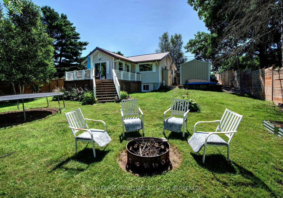 42-rebecca-lane-westport-ontario-x12297799