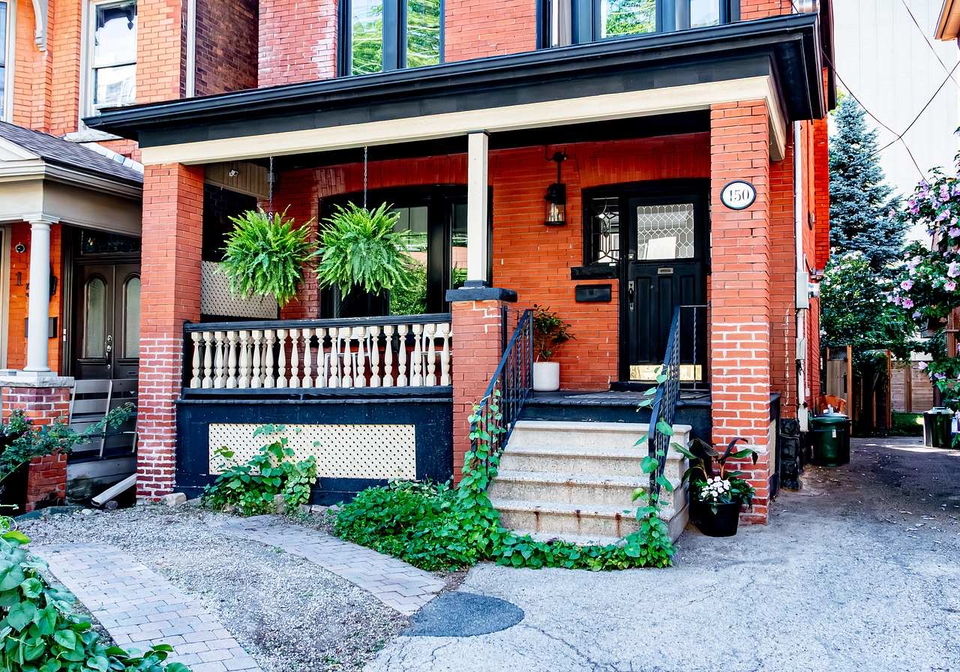 150-caroline-street-s-s-hamilton-ontario-x12297807