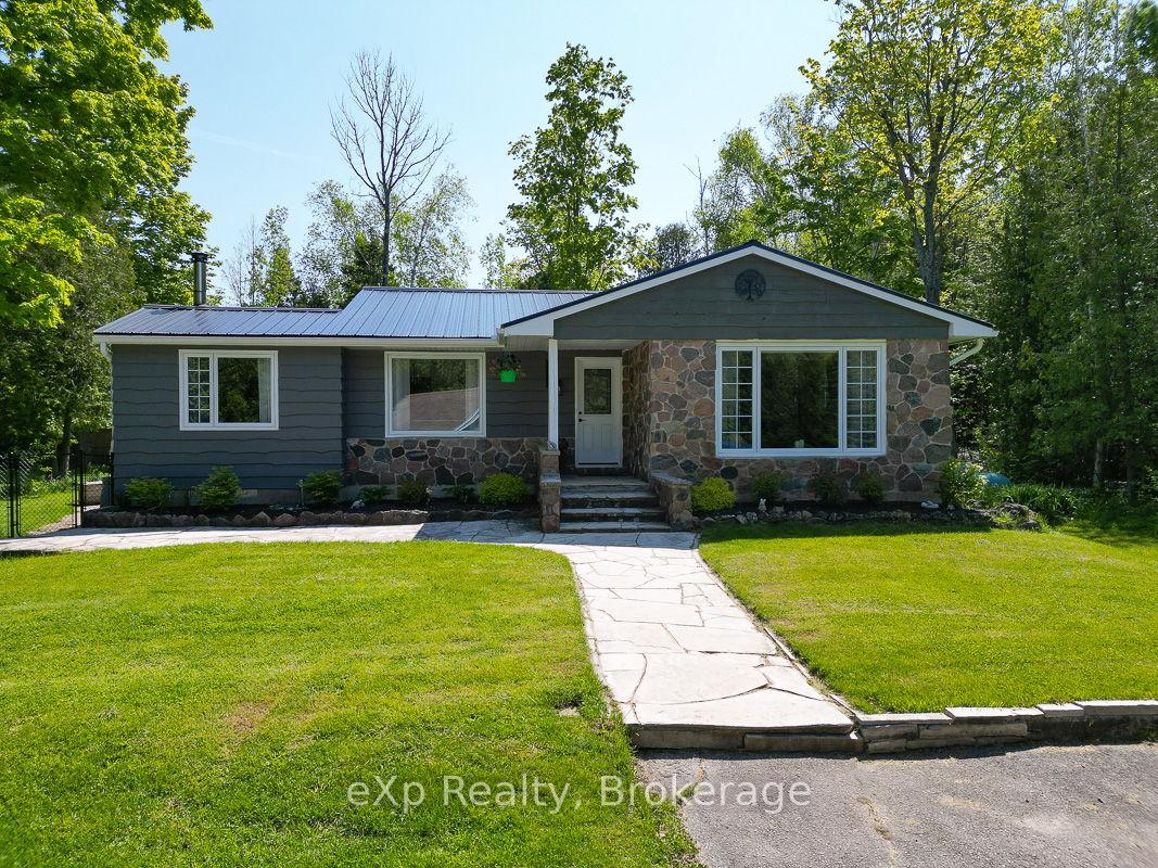 35-cardinal-avenue-south-bruce-peninsula-ontario-x12297845
