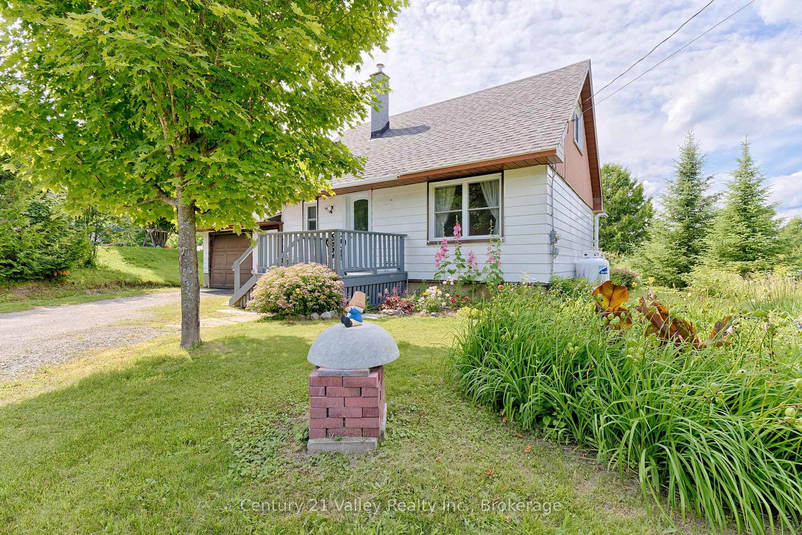 19-algonquin-road-bonnechere-valley-ontario-x12297869