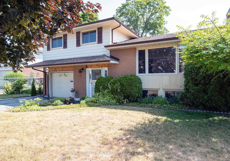 31-oneil-crescent-quinte-west-ontario-x12298045