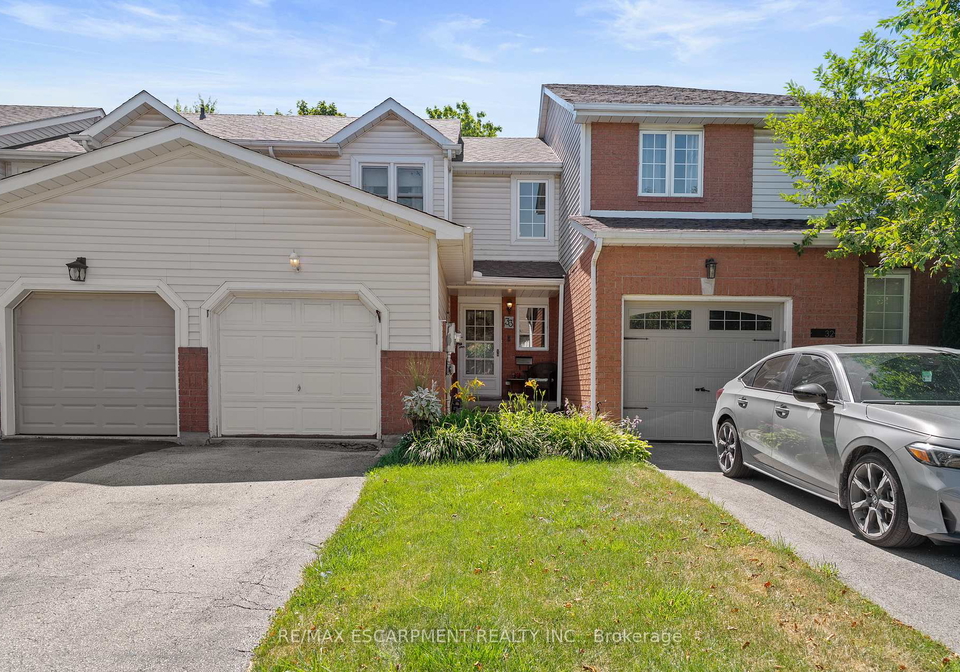 33-walker-court-grimsby-ontario-x12298345