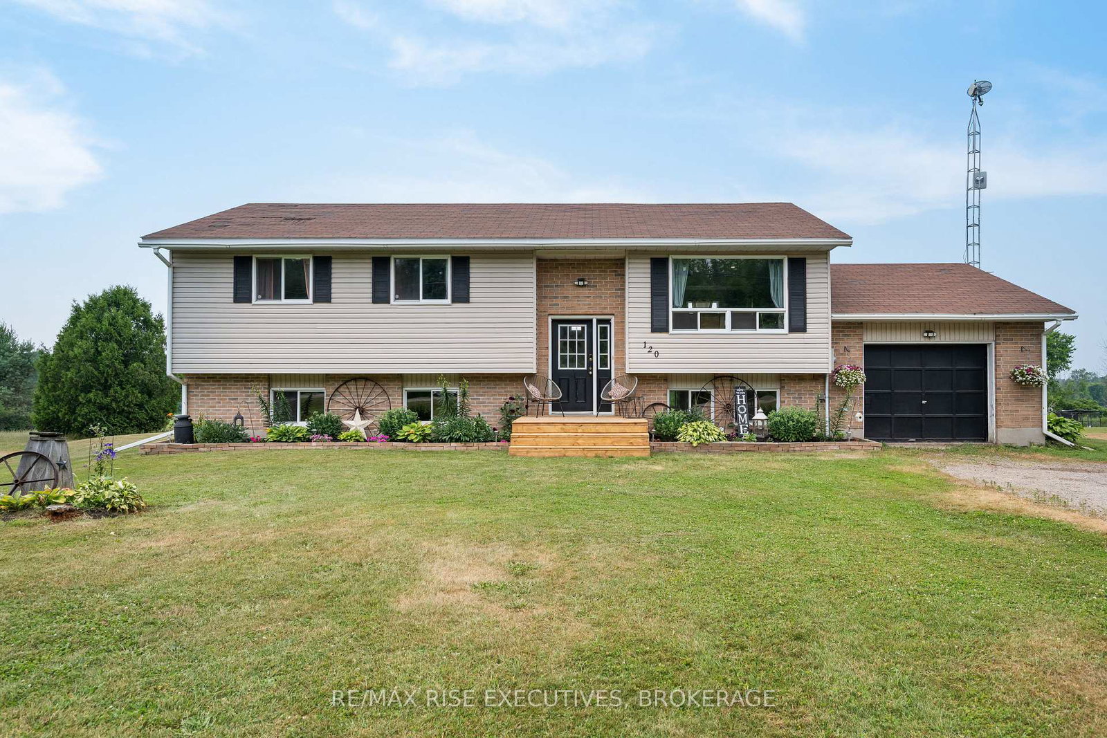 120-ballycanoe-road-front-of-yonge-ontario-x12298879