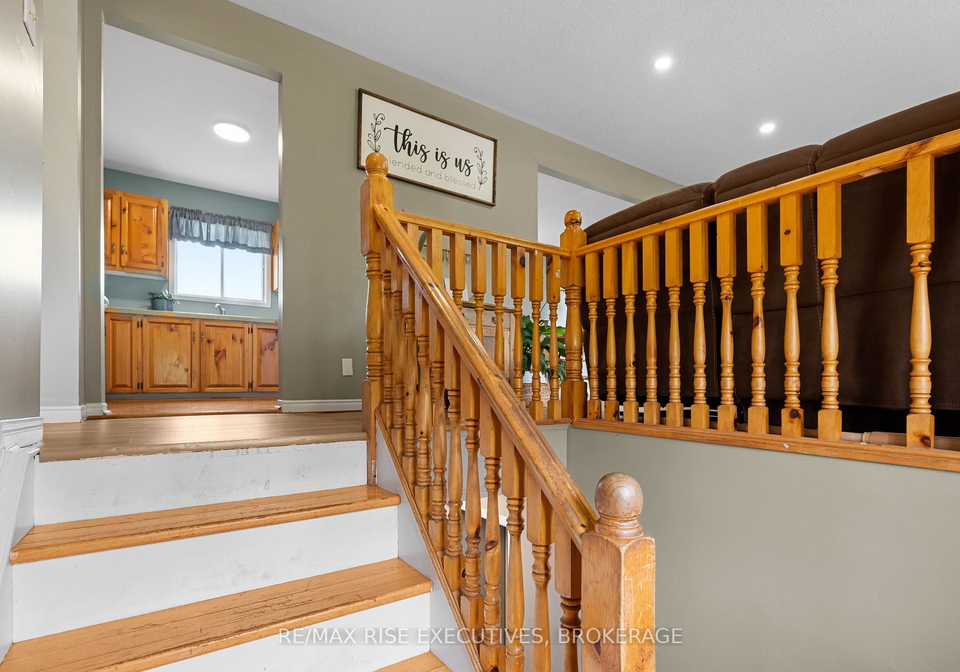 120-ballycanoe-road-front-of-yonge-ontario-x12298879