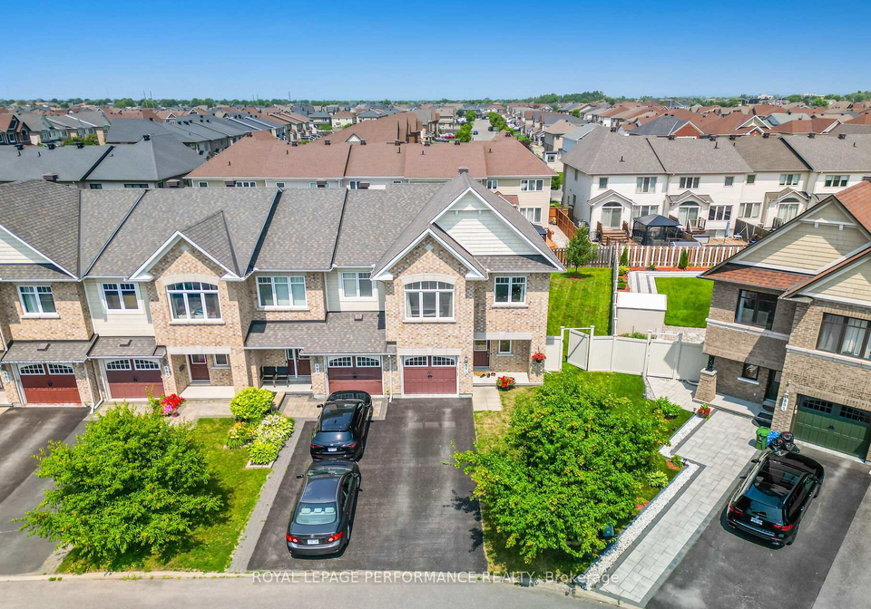 895-ashenvale-way-ottawa-ontario-x12299104