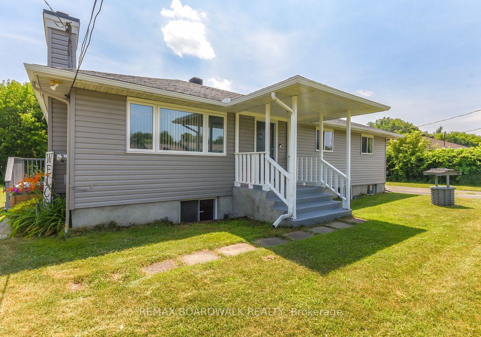 7032-mason-street-ottawa-ontario-x12299331
