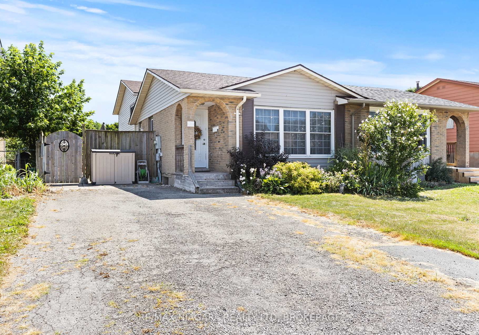8-dodds-court-fort-erie-ontario-x12299333