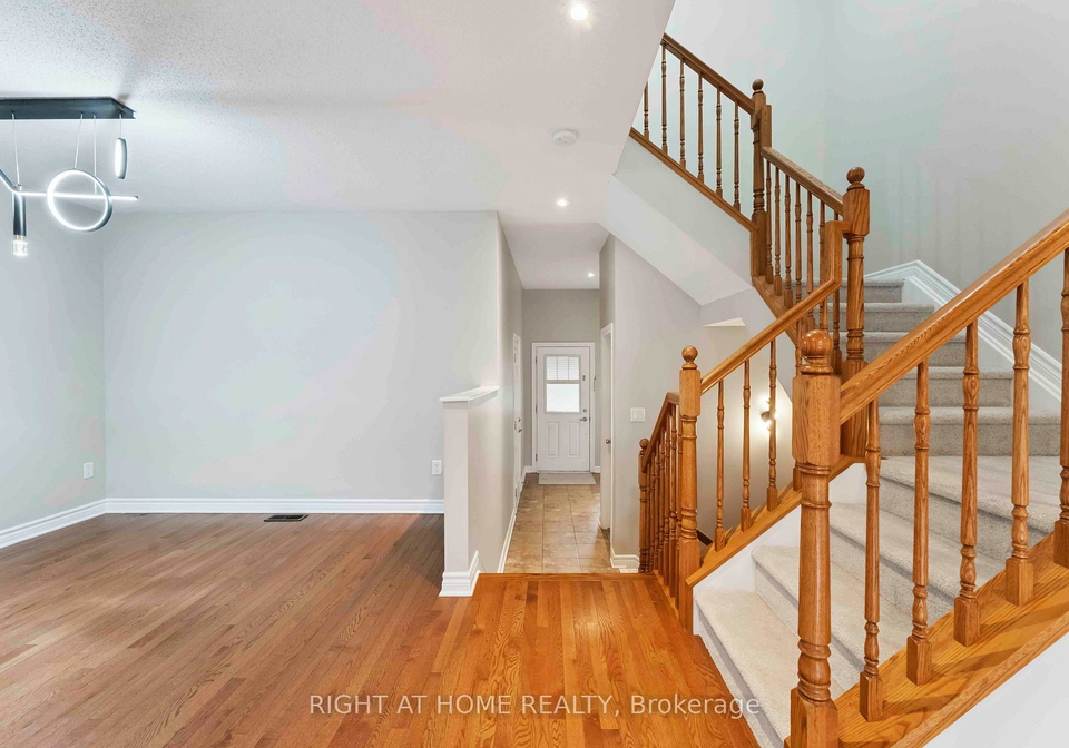 195-mancini-way-ottawa-ontario-x12299390
