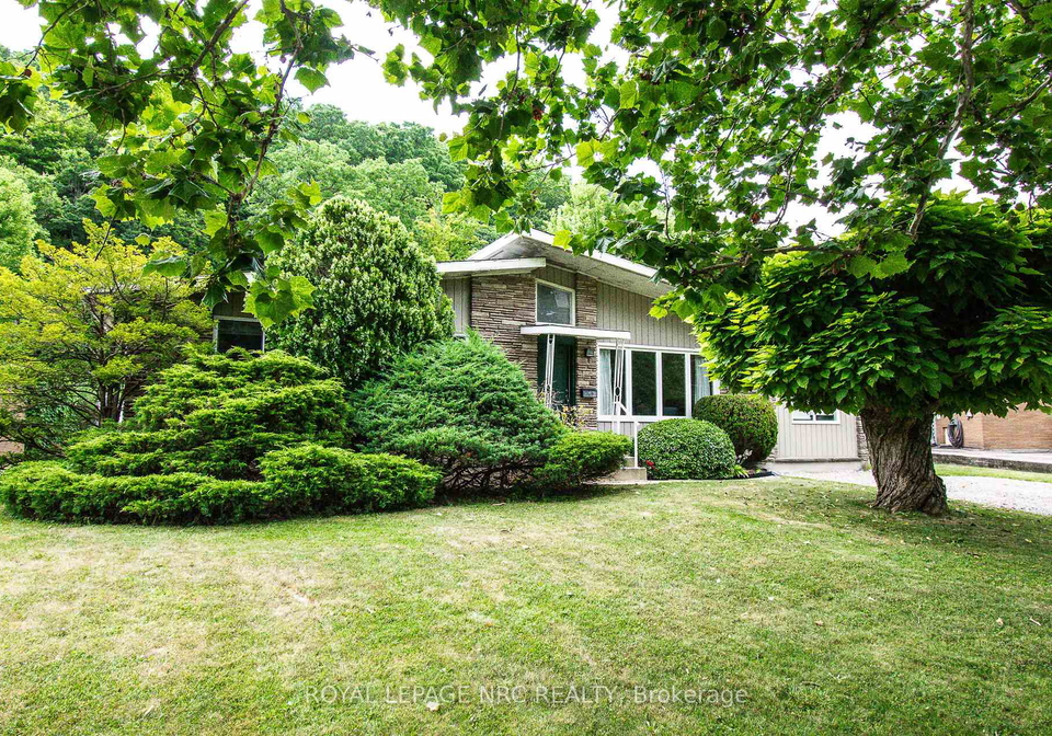 128-woodside-drive-st-catharines-ontario-x12299495
