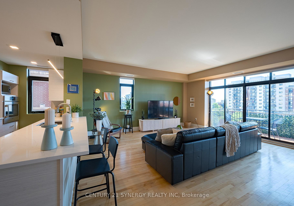 374-cooper-street-ottawa-ontario-x12299564