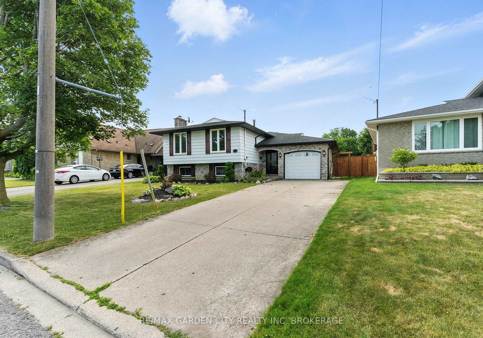 8-appleford-road-st-catharines-ontario-x12299569