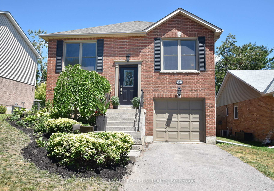 1362-bobolink-court-peterborough-west-ontario-x12299700