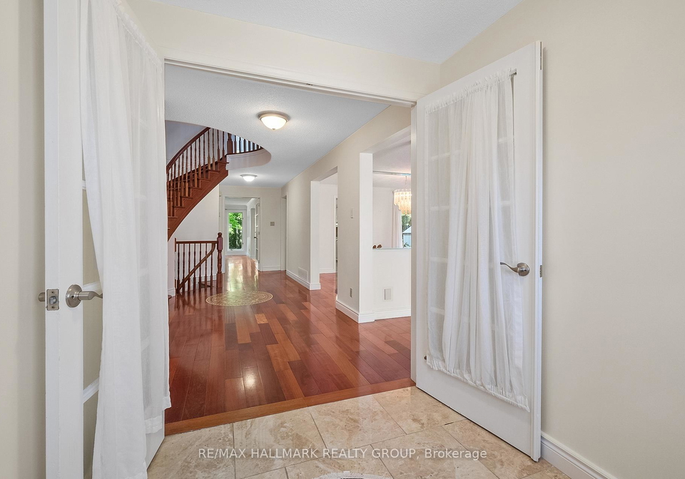 6203-beausejour-drive-ottawa-ontario-x12299877