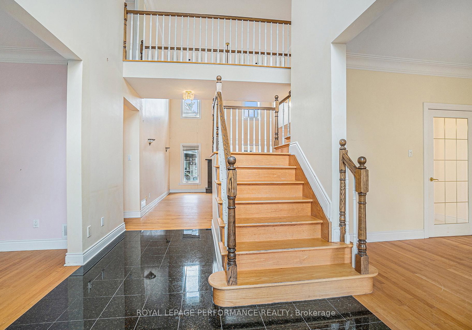 1702-ortona-avenue-ottawa-ontario-x12300544