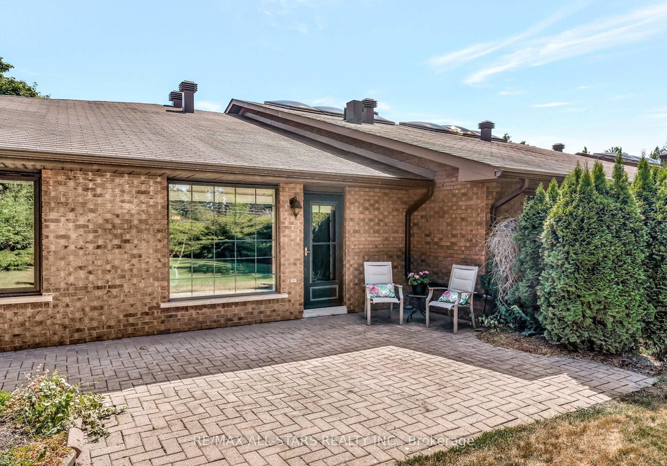 200-east-street-kawartha-lakes-ontario-x12300631