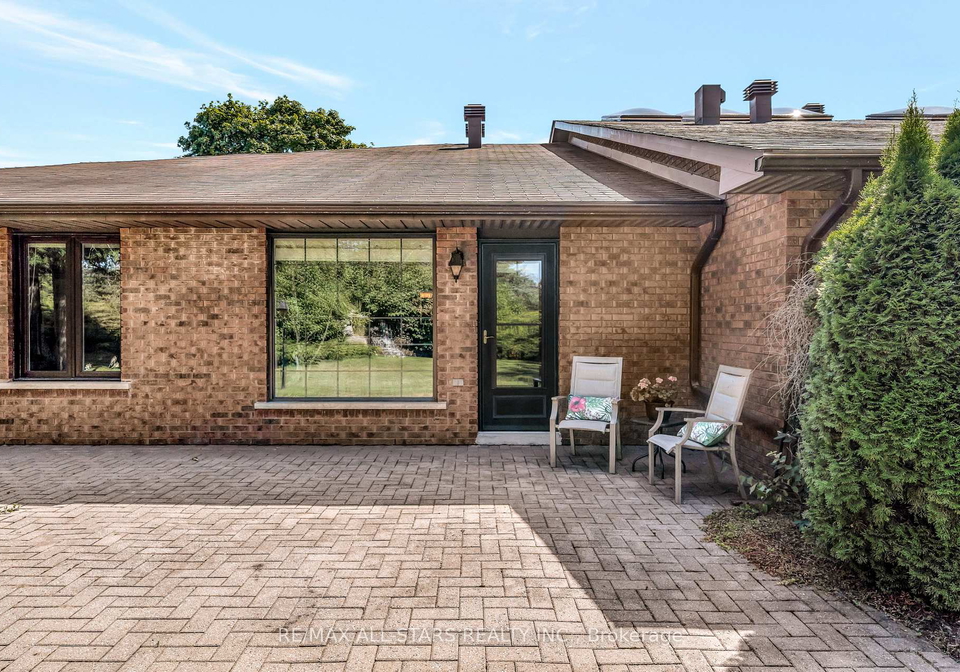 200-east-street-kawartha-lakes-ontario-x12300631