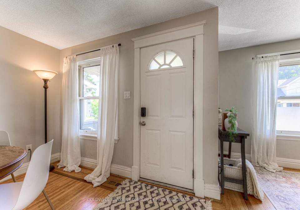16-newlands-avenue-hamilton-ontario-x12300756